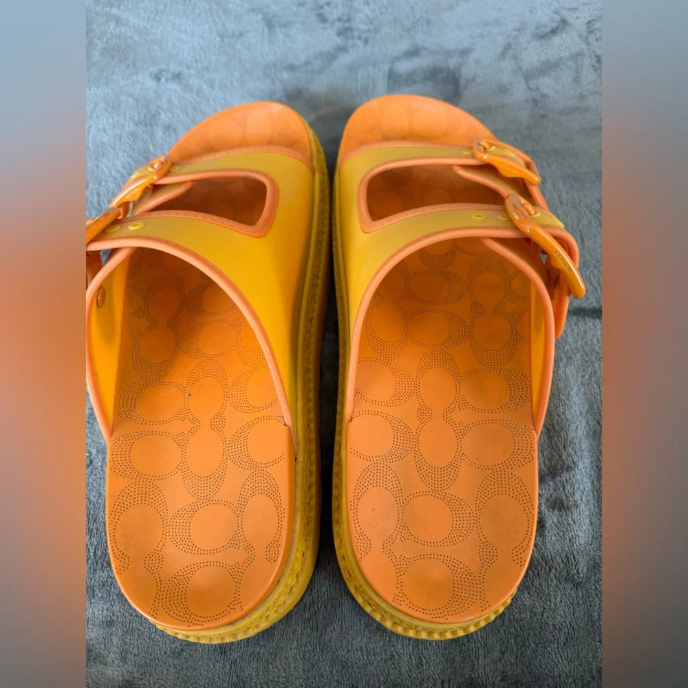 COACH Lainey Sandal - Picture 7 of 7